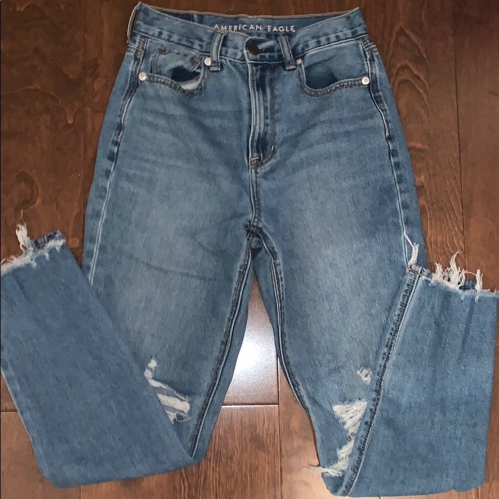 American Eagle Mom Jean